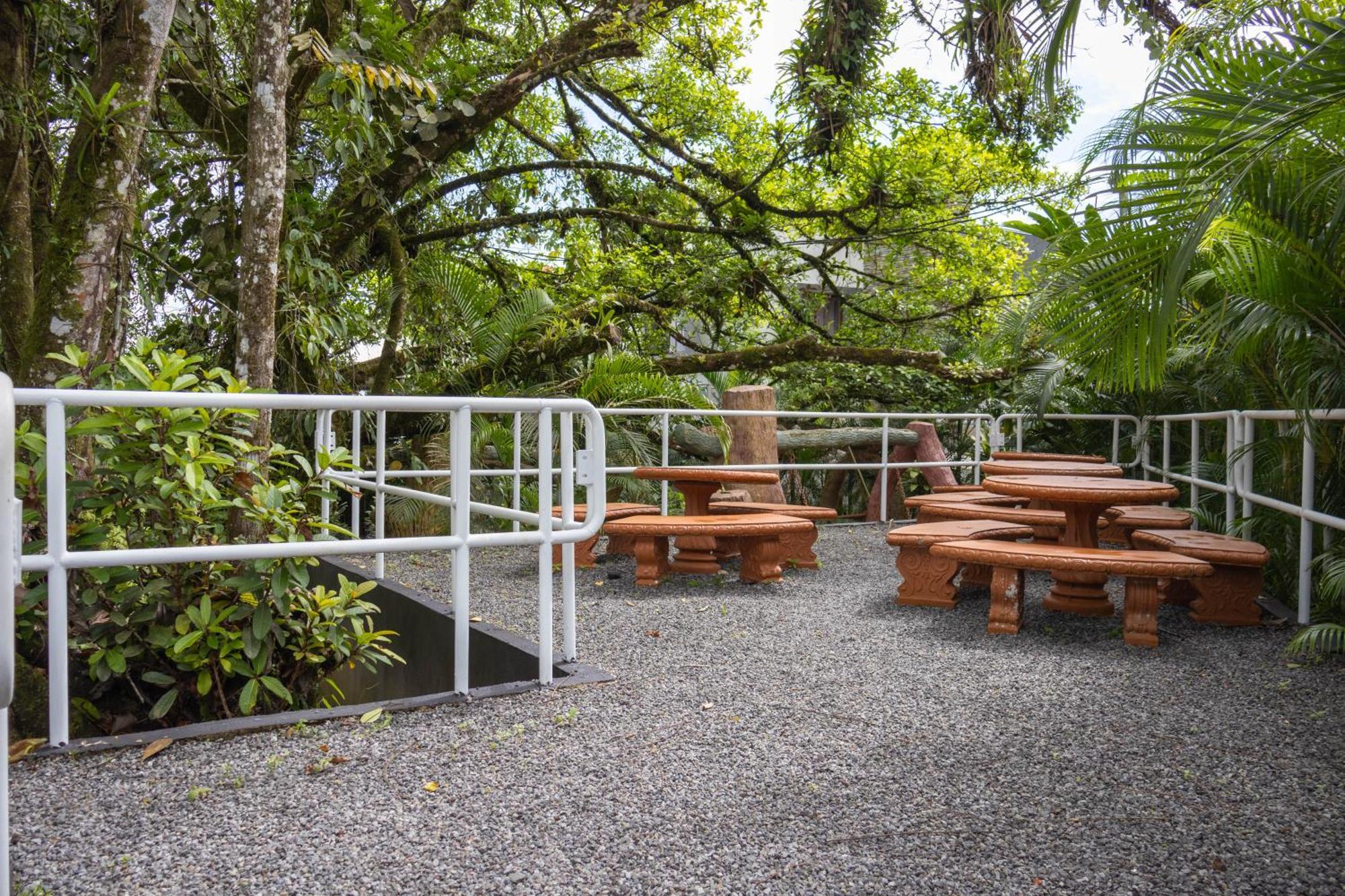Hotel Relax Termalitas - Thermal Water La Fortuna Buitenkant foto